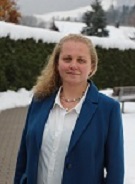 Frau Ramona Walsleben ist die Verwaltungsleiterin der Chiemgau-Klinik in Marquartstein. Frau Ramona Walsleben ist die Verwaltungsleiterin der Chiemgau-Klinik in Marquartstein.